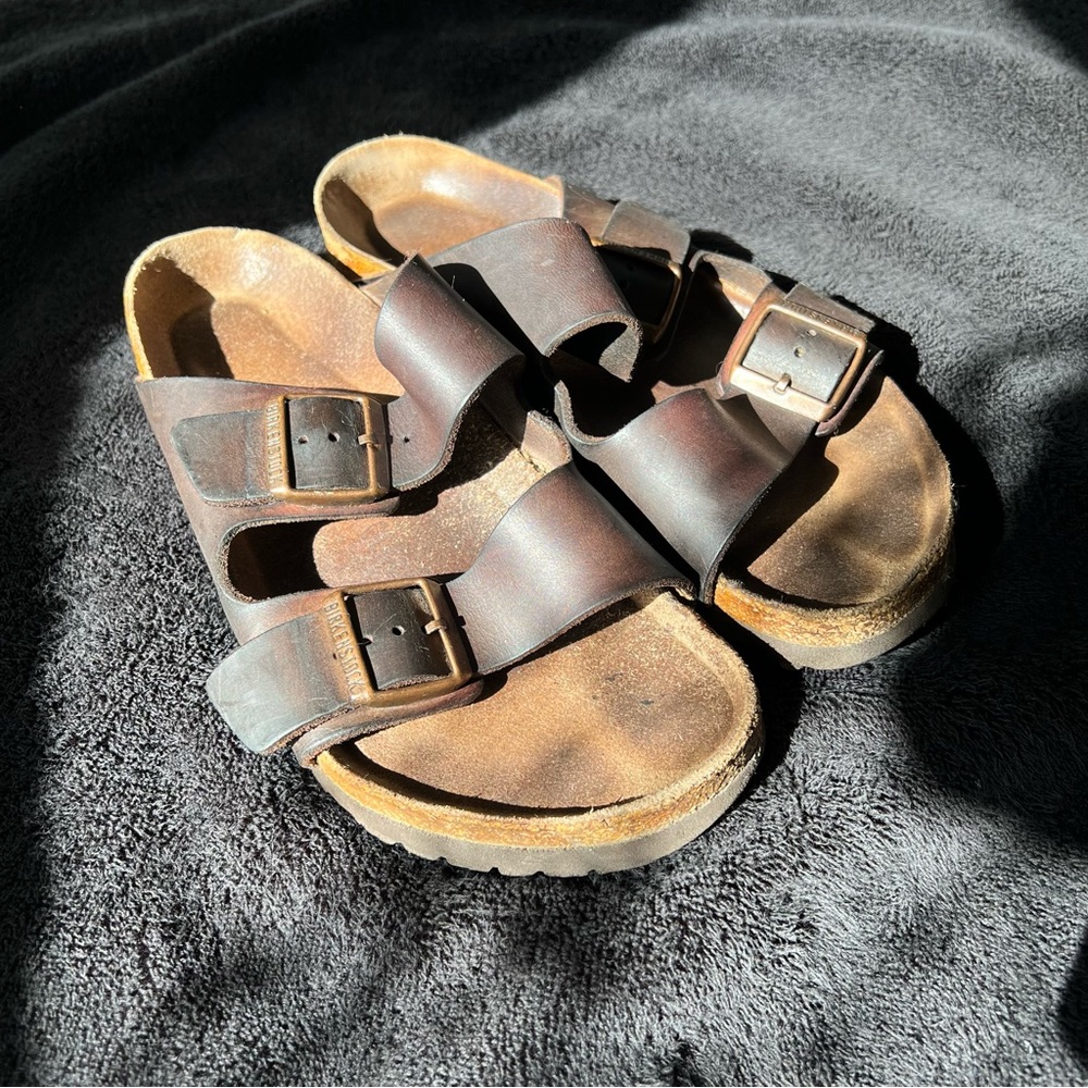 Birkenstock Arizona sandals, dark brown leather, size 41